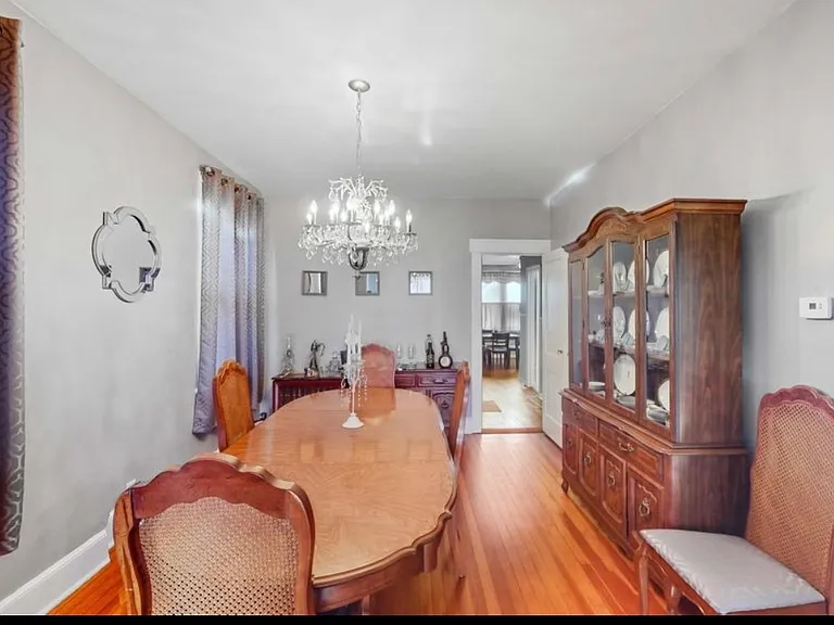 159 W 32nd St #2 — Photo 3