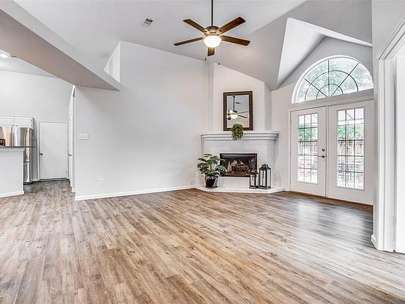 3rd image of 3025 Maumelle Dr