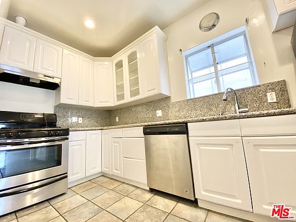 5th image of 410 N Gardner St #A
