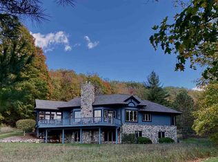 1100 Ridgeline Dr, Boyne City, MI 49712