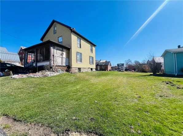 318 S Park Ave, Somerset, PA 15501