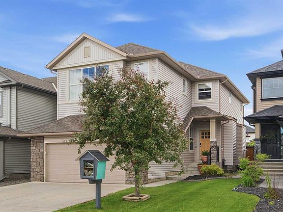 2nd image of 23 N Cranridge Cres SE