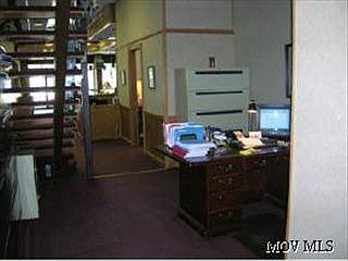 4th image of 623 Market St