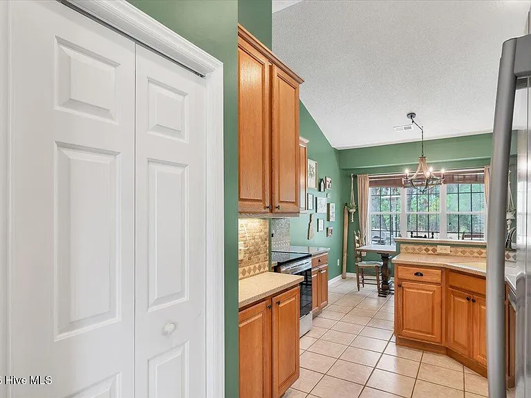 329 Green Links Dr — Photo 23