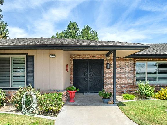 3rd image of 11378 E Dinuba Ave