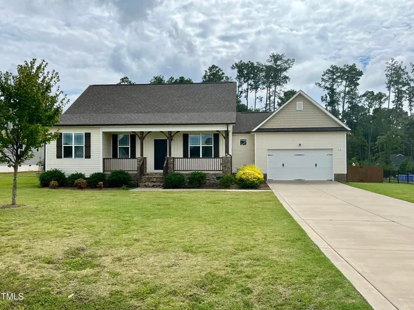 82 Regal Pond Dr, Angier, NC 27501