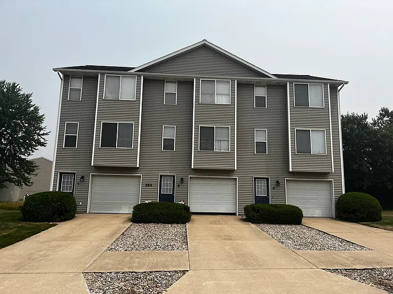 363 Harbor Town Ct #1 — Photo 1