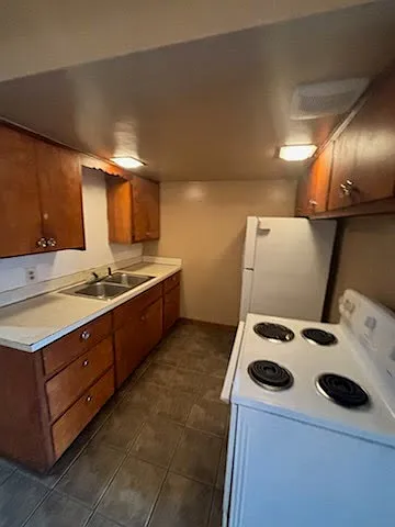 638 Butternut Dr #1 — Photo 4