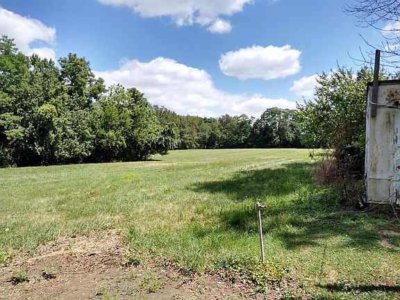 4 acres behind house