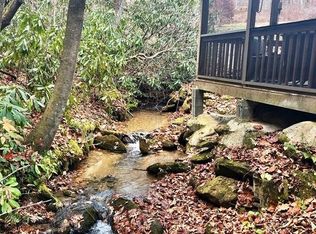 444 Ledford Branch Rd, Franklin, NC 28734