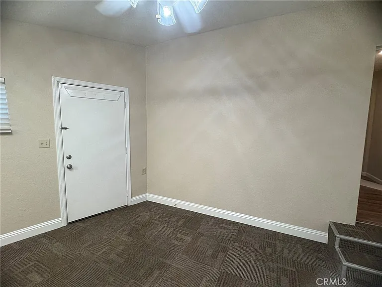 2100 Kennedy Ave — Photo 31