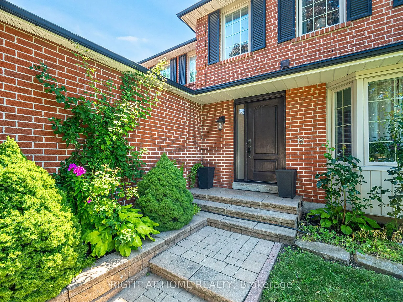 7 bed, $7,000 — Photo 2