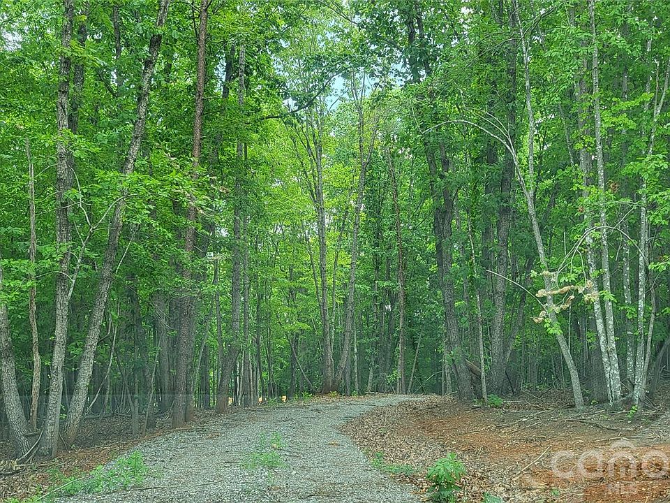 1st image of 1056 Stephens Trail Rd