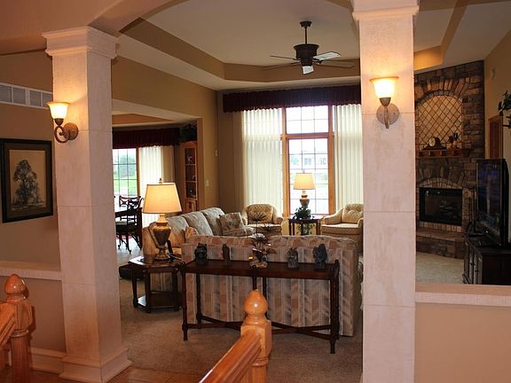 5th image of 305 Eagles Cove Cir