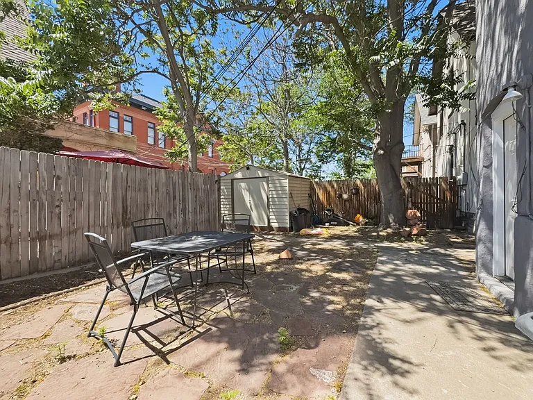 205 Logan St — Photo 24