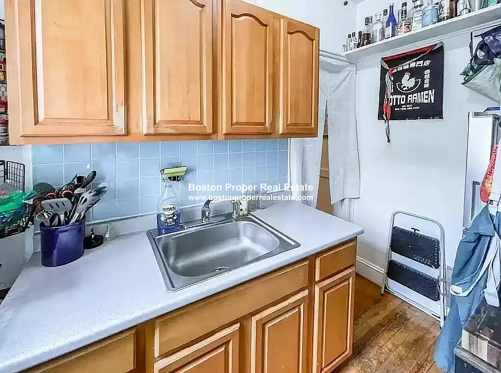 2 bed, 800 sqft, $2,250 — Photo 3