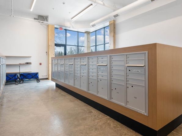 1020 Centerpoint Dr #2215