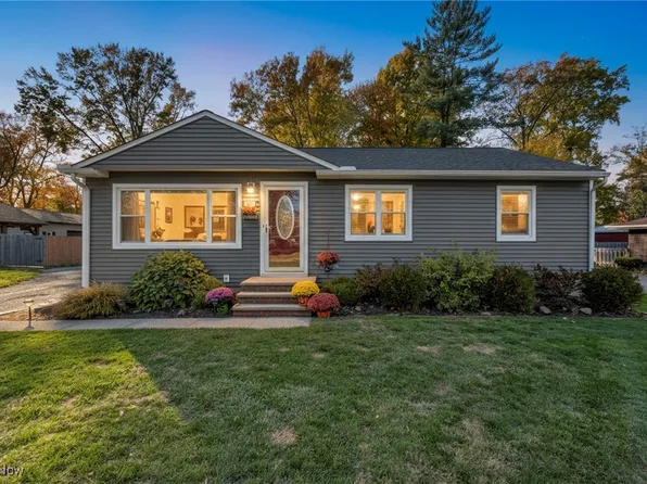 58 Deerfield Dr, Painesville, OH 44077