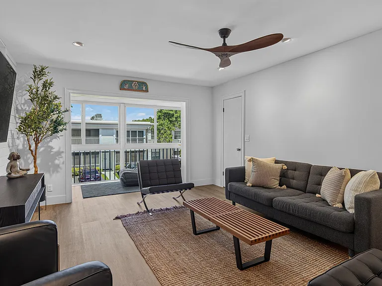 6515 Bay Club Dr #4 — Photo 17