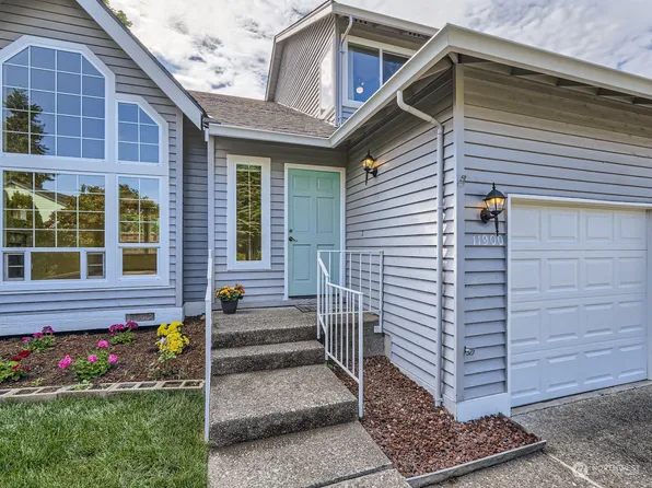 11900 SE 220th Court, Kent, WA 98031