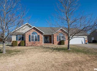 804 Horizon Dr, Marion, IL 62959