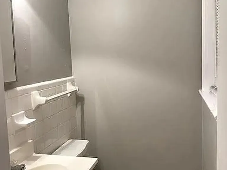 8495 Charleston Dr — Photo 10