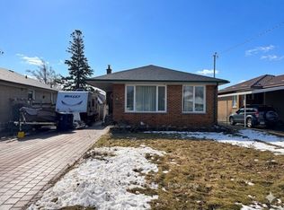 39 Lewiston Rd, Toronto, ON M1P1X8