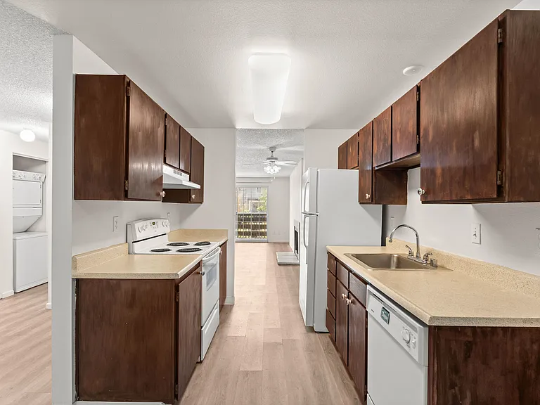2x1 Standard - 900 SqFt 2x1 Standard - 900 SqFt