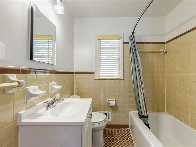 1582 Lincoln Ave SE — Photo 18