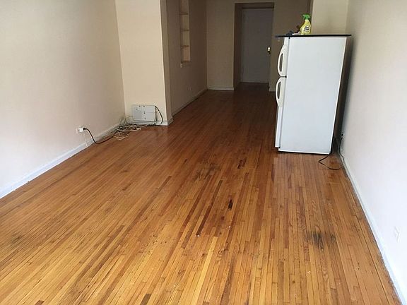 3rd image of 2566 Ocean Ave APT B8