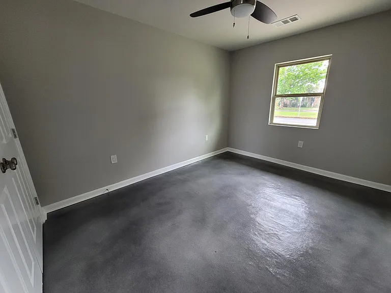 525 E Loyola Dr — Photo 22