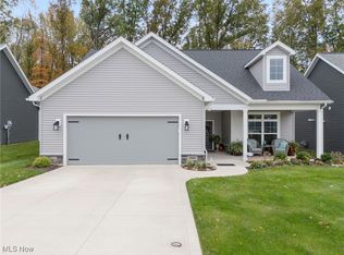 2080 Hawthorn Ct, North Canton, OH 44720