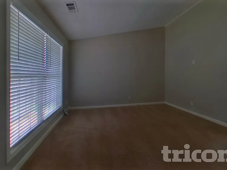 3886 Ligney Creek Ct — Photo 14