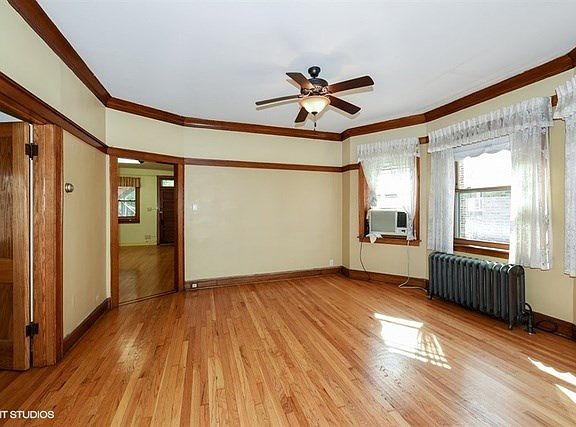5th image of 3125 N Davlin Ct
