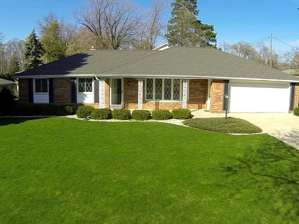 100 Saint Francis Dr, Green Bay, WI 54301