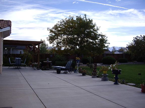 5th image of 1149 Country Club Dr
