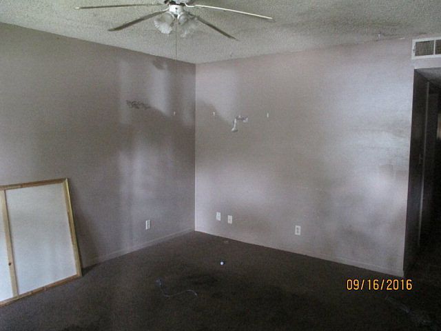 2nd image of 1504 Ricardo St