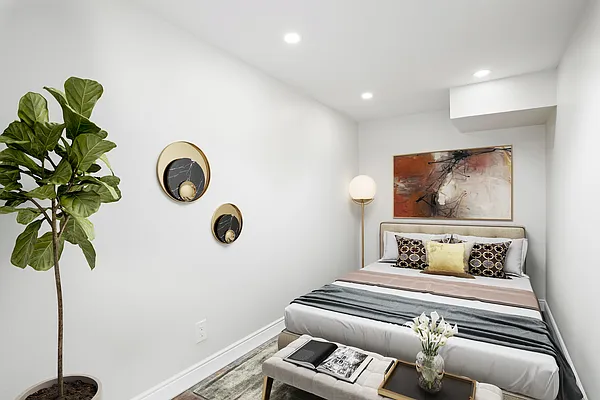 Rented by Douglas Elliman | media 33