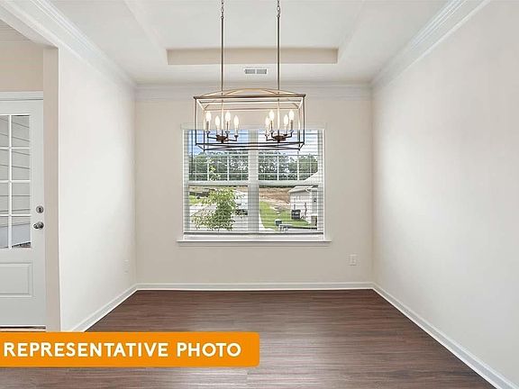 5th image of 2926 Parkwest Dr