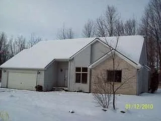 4473 Mack Rd photo 1