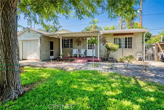 1st image of 209 S Orchard Dr