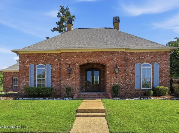 100 Grandeur Dr, Brandon, MS 39042