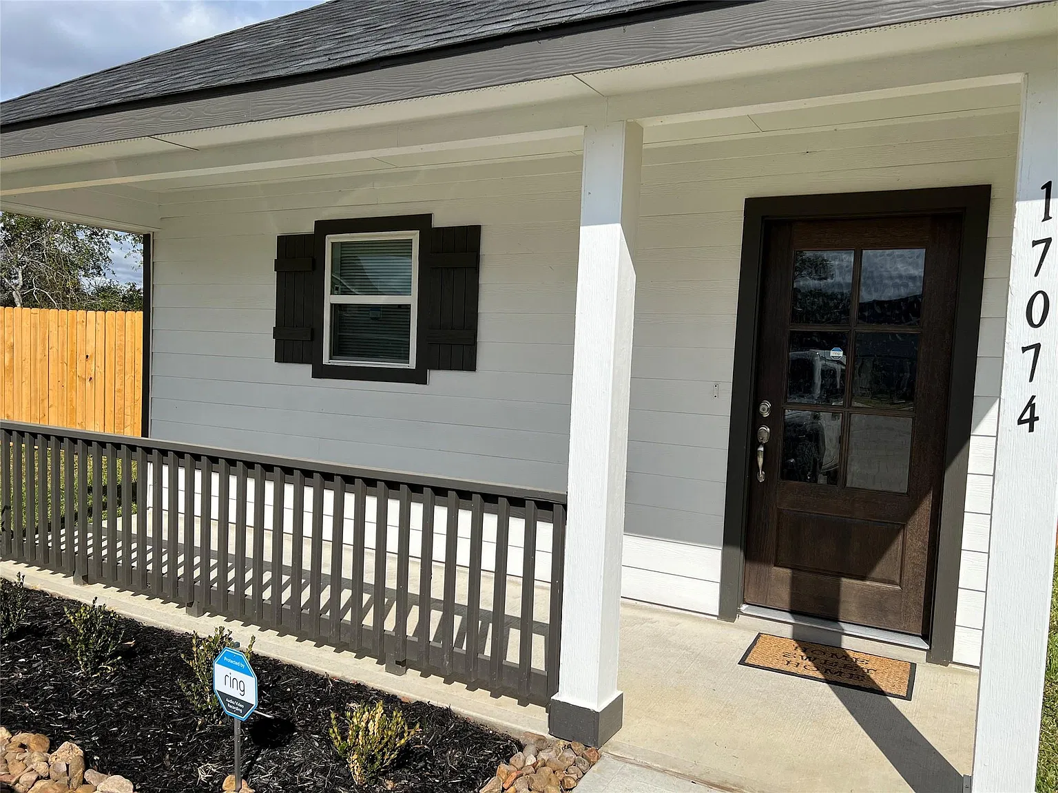 3 bed, 2.0 bath, 1037 sqft, $1,499 — Photo 4