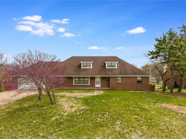 3027 Arlington Ct, Independence, MO 64052
