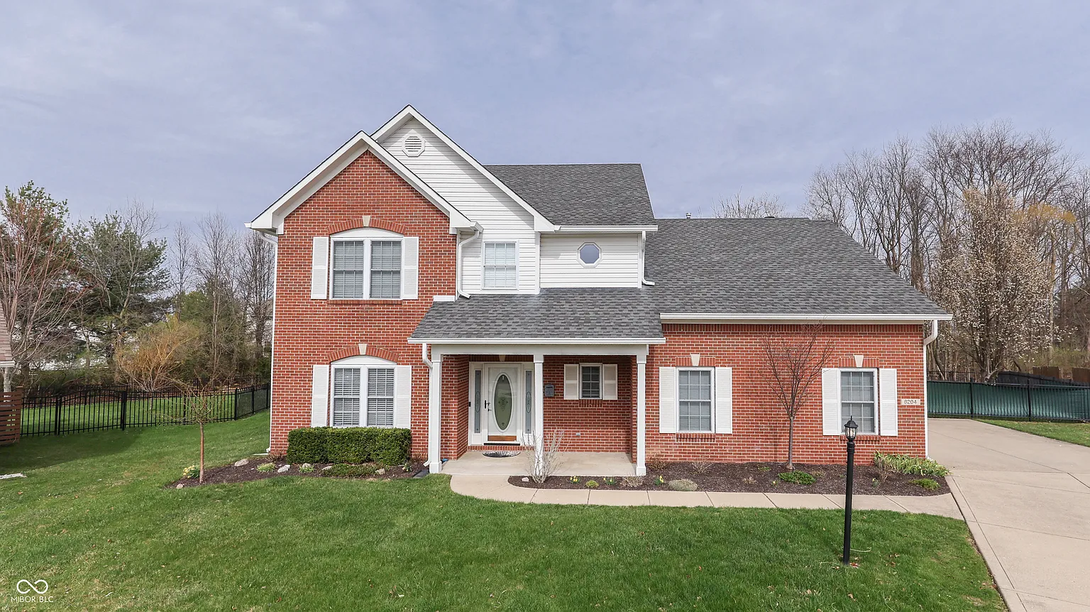 8204 Stoney Bend Cir photo 1