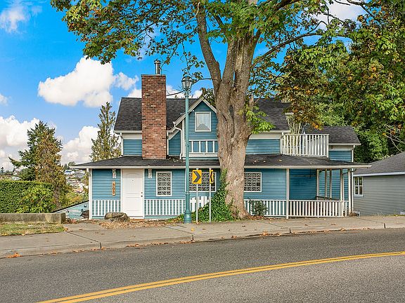 3rd image of 303 Puyallup St