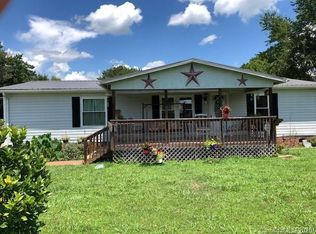 8817 Spring Meadow Dr, Hickory, NC 28601