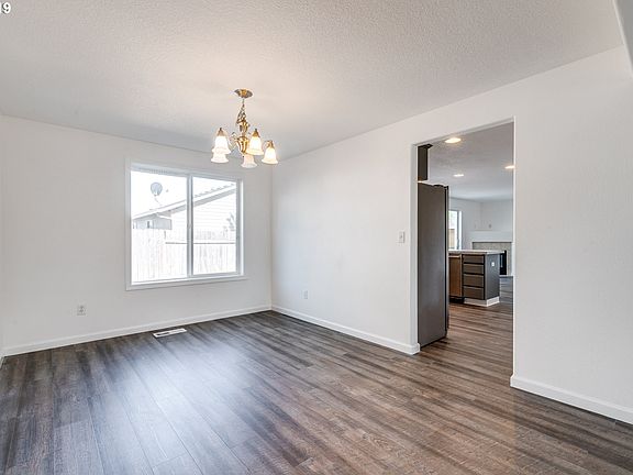 5th image of 5107 NE 128th Ave