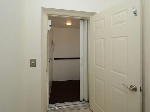 3rd image of 1636 Passion Vine Cir