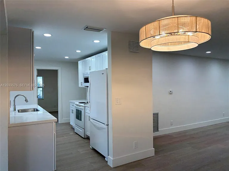 1221 NW 44th St — Photo 11